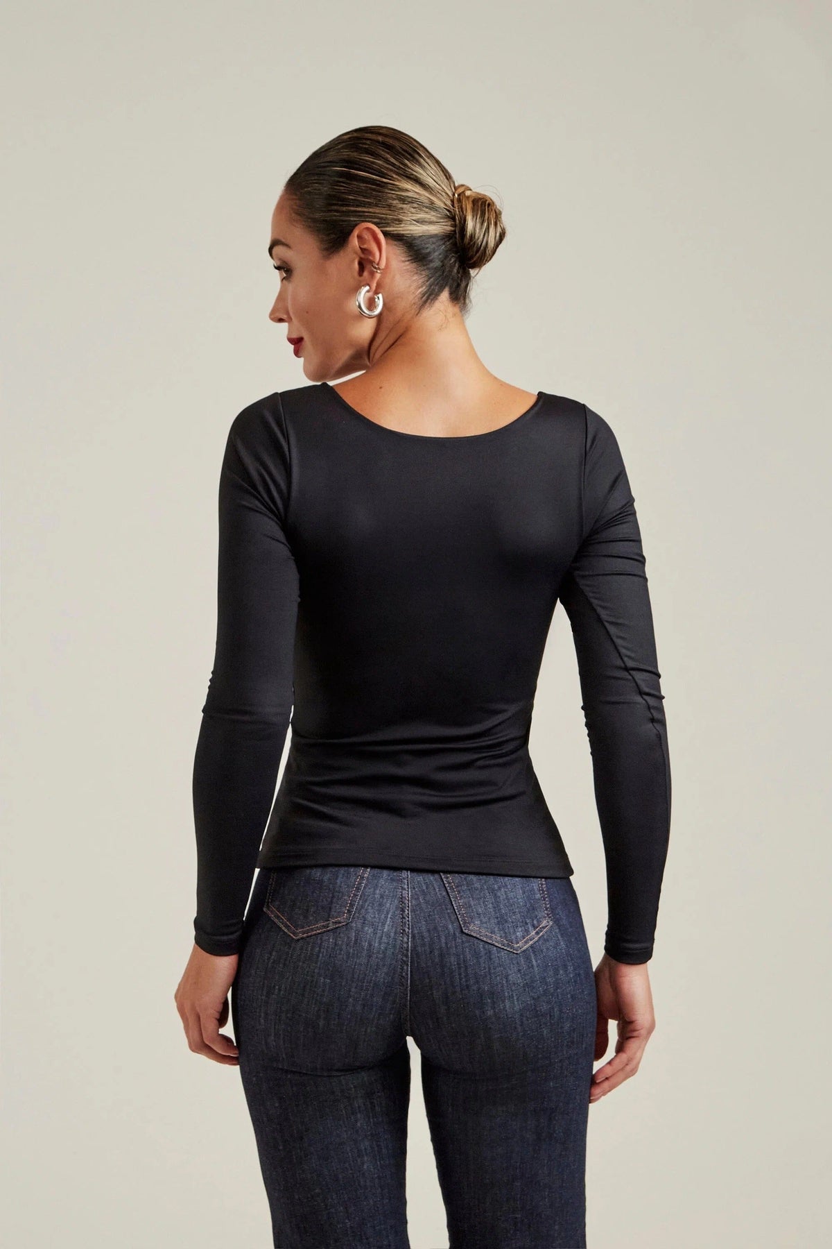 Blusa Premium Curve Manga Longa Preta Blusa Premium MRL-139 Miralleve 